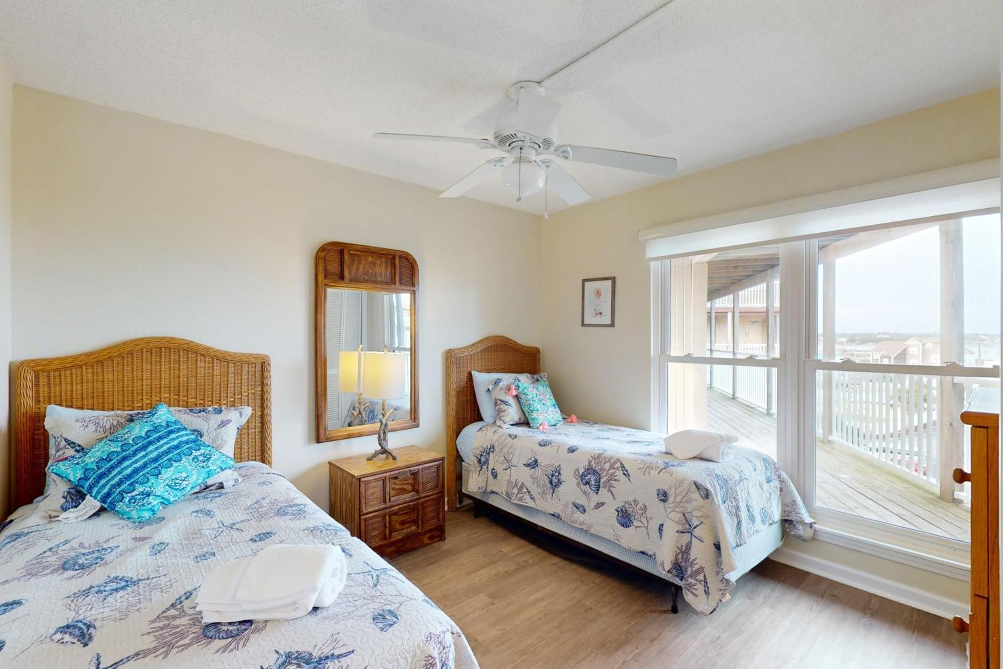 Topsail Dunes North Topsail Beach Room photo